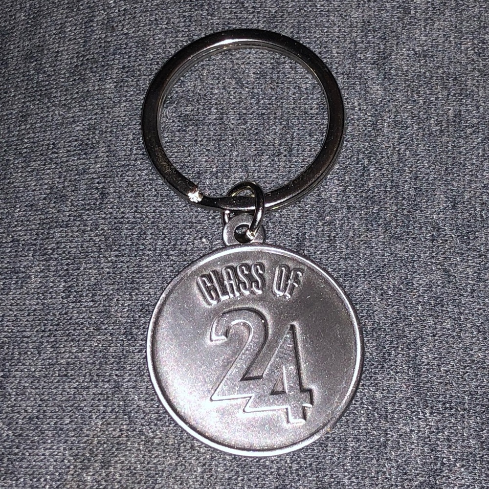 ❤️ Keychain Class of 24 2024 key chain ❤️